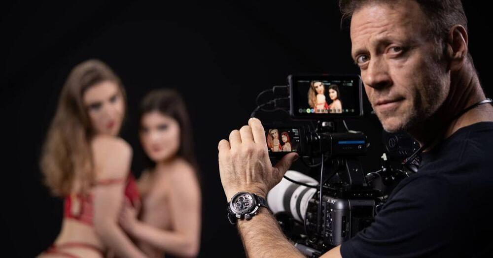 Primo maggio, stufi del Concertone? Rocco Siffredi in Puglia invita tutti al suo evento in cerca di attori hard