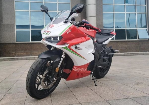 L&rsquo;elettrica Ducati non &egrave; ancora in strada, ma in Cina l&rsquo;hanno gi&agrave; copiata e costa solo 3500 euro