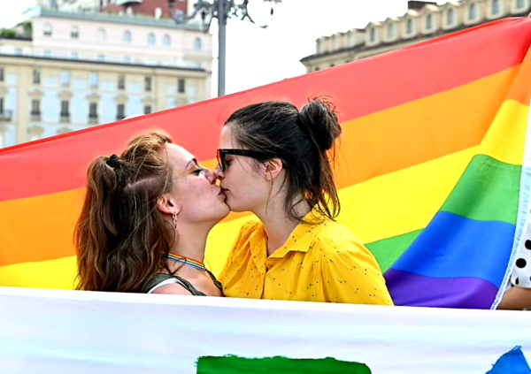 Quanto &egrave; gay-friendly Lucca? Il test del Comune divide nel giorno del rilancio del Ddl Zan&hellip;