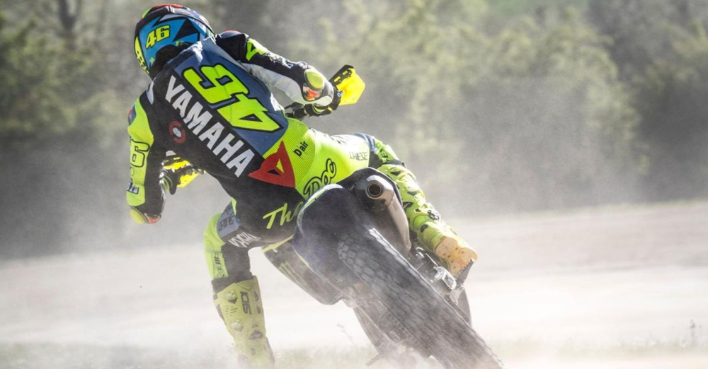 Non vi basteranno 3.000 euro per una folle giornata al Ranch con Valentino Rossi e soci: ecco la VR46 Ranch Experience