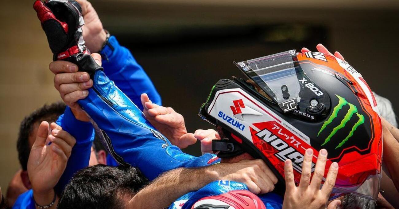 Ok Marc Marquez e Pecco Bagnaia, ma il nuovo fenomeno (da mondiale) &egrave; Alex Rins [VIDEO]