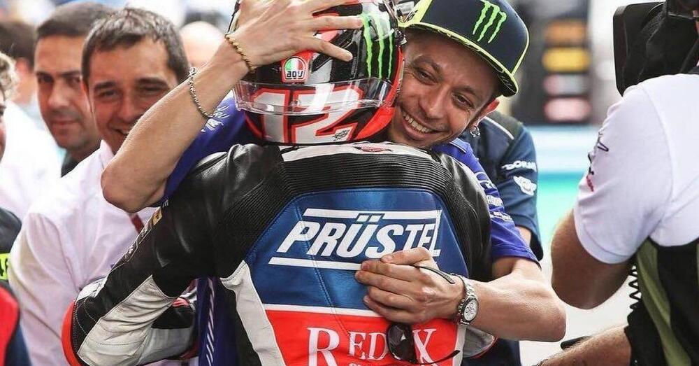 Bezzecchi sorpreso da Valentino Rossi: &ldquo;&Egrave; stata una bellissima sorpresa, non ce l&#039;aspettavamo&rdquo;