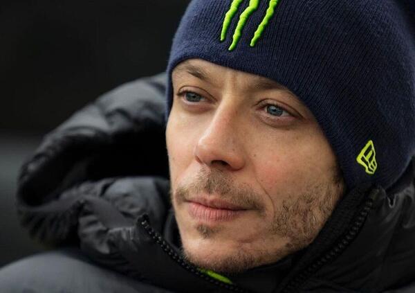 Nei box Yamaha aleggia il fantasma di Valentino Rossi (che aveva ragione)