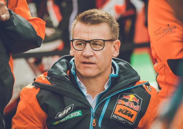 Pit Beirer (KTM) picchia durissimo: &ldquo;I manager dei piloti uccideranno la MotoGP pi&ugrave; del Covid&rdquo;