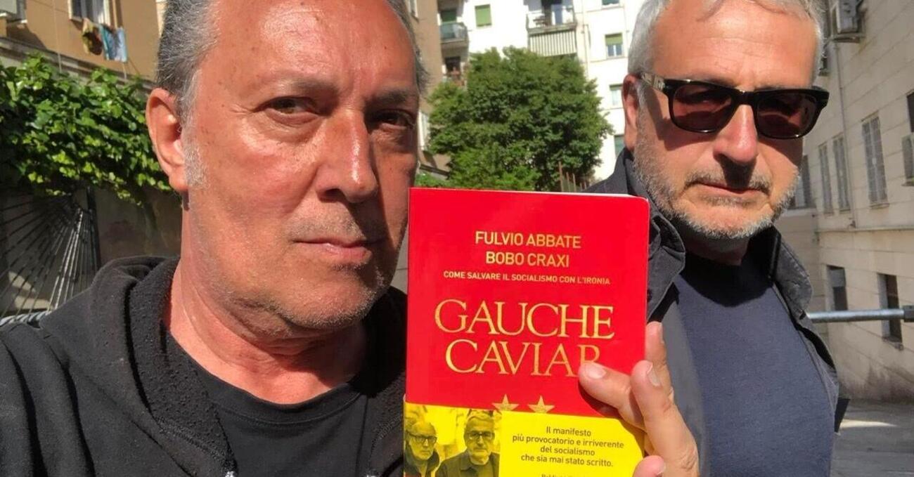 Abbate e Craxi scrivono il manifesto del nuovo socialismo. L&rsquo;unico leader possibile? &ldquo;Su tutti Lapo Elkann&rdquo;