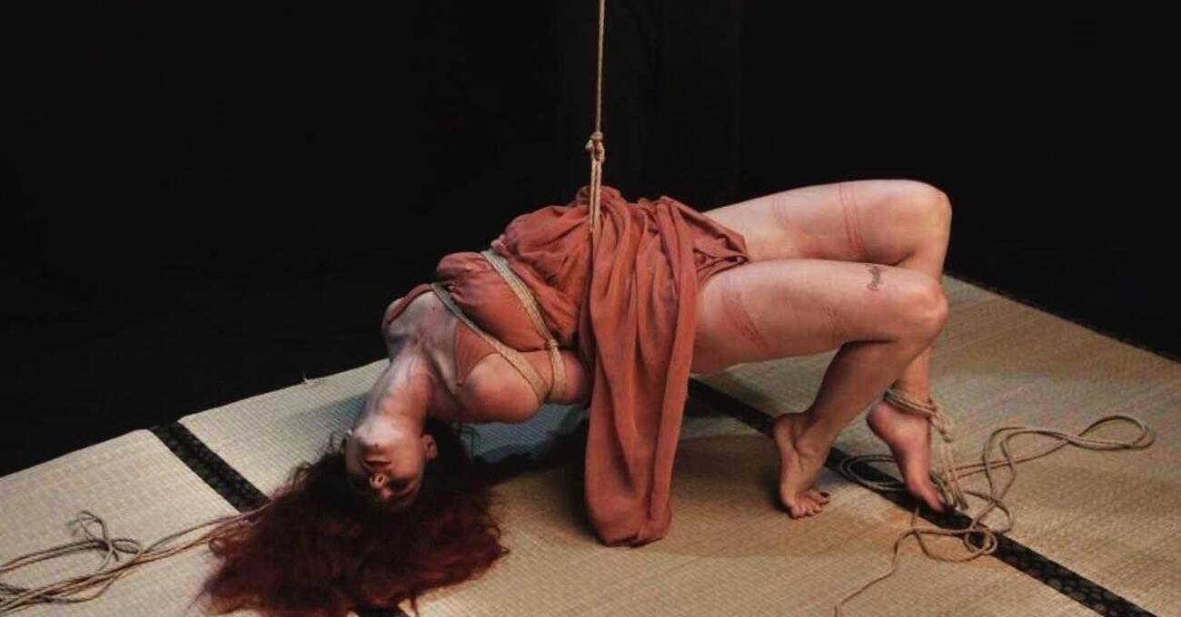 Cos&rsquo;&egrave; lo Shibari? Ce lo spiega Marta Tenshiko, che dice: &ldquo;Molti uomini vogliono farsi legare, ma socialmente non &egrave; accettato&hellip;&rdquo;