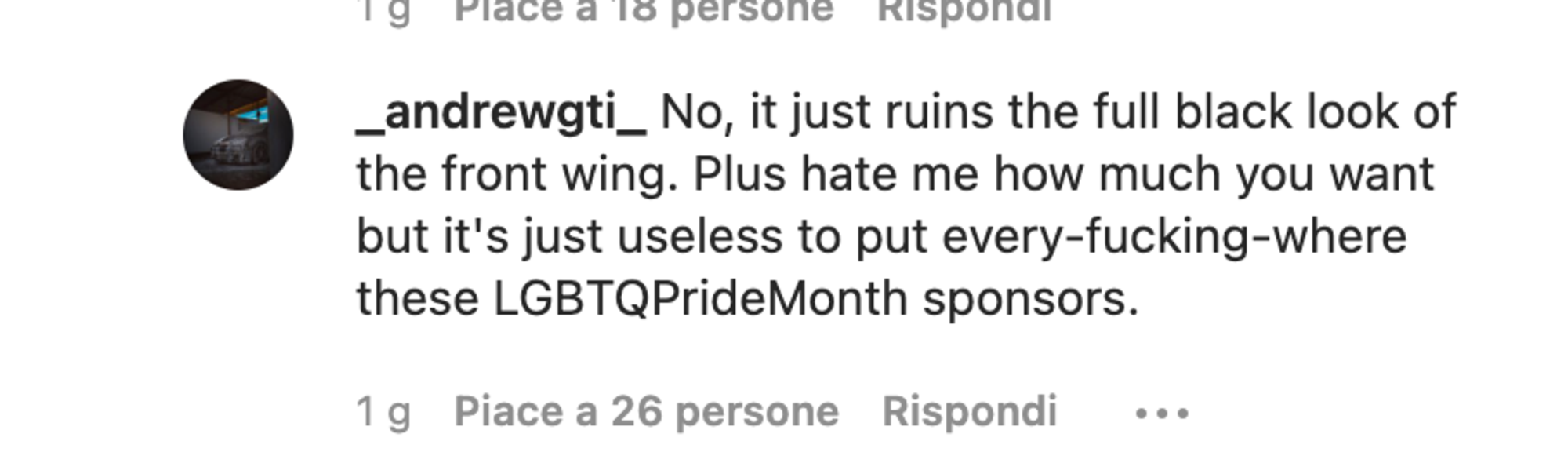 Alcuni dei messaggi omofobi sotto il post LGBTQ+ della Ferrari 