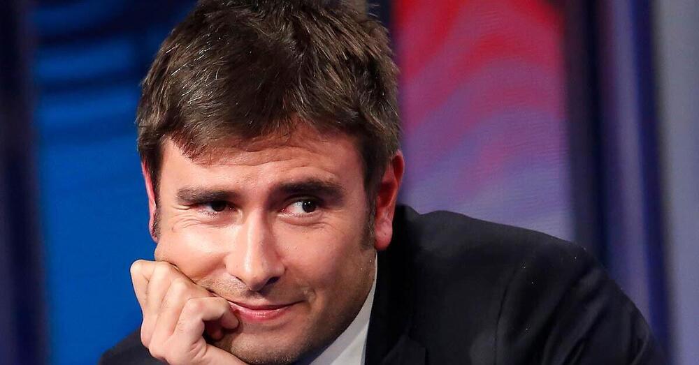 Ho speso 40 euro per un corso di propaganda politica con Alessandro Di Battista: che bella idea del c***o