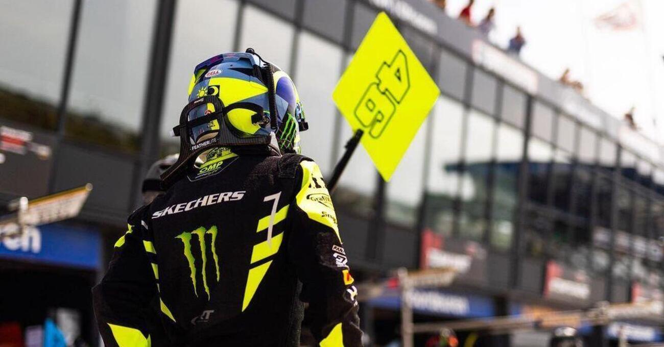 Valentino Rossi, disastro a Zandvoort tra testacoda, penalit&agrave; e bandiere rosse. E ora c&#039;&egrave; la prova definitiva