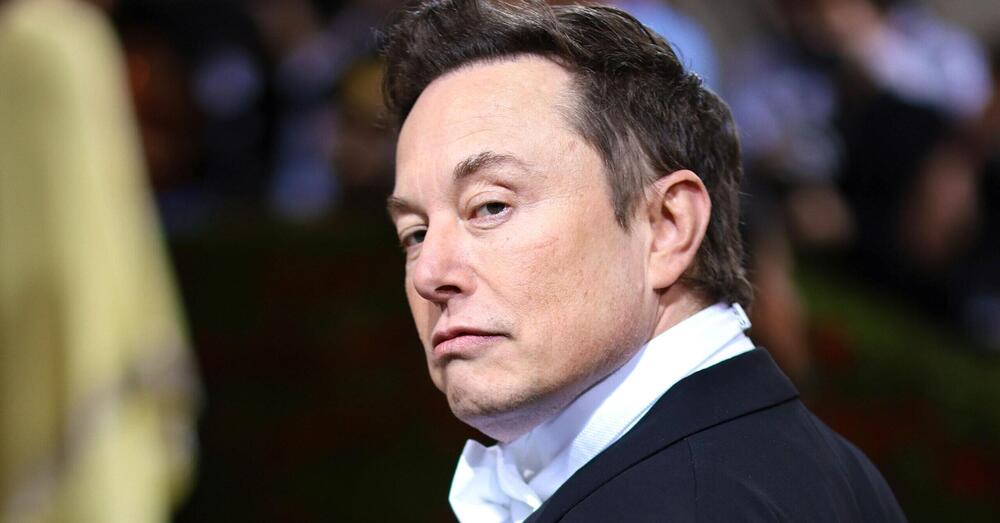 Ecco perch&eacute; Elon Musk criticava le questioni transgender: la cosa lo riguarda direttamente...