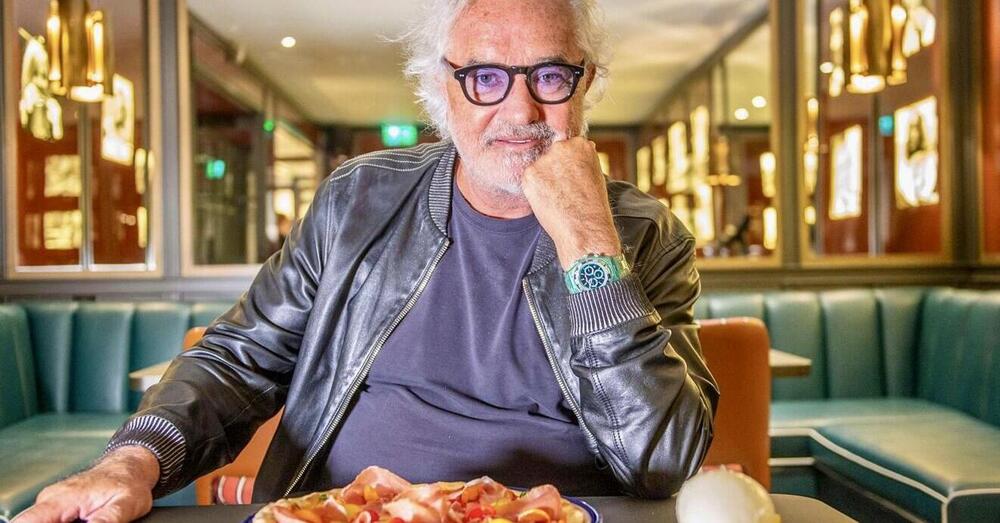 I napoletani sfidano Briatore sulla pizza, ma lui rilancia: &ldquo;Voglio aprire un&#039;altra pizzeria&rdquo;. Indovinate dove...