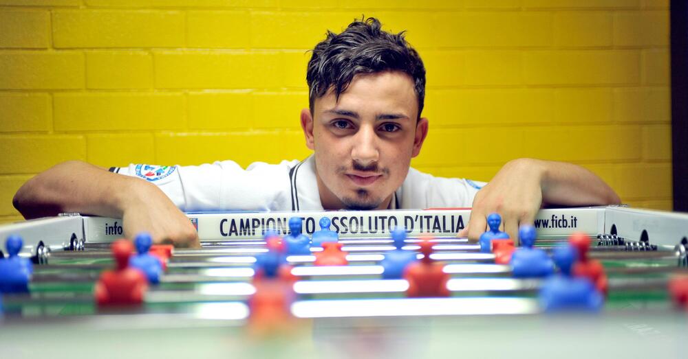 Il biliardino come il videopoker? &quot;Assurdo&quot;. Il fenomeno del &ldquo;calcetto&rdquo; ci spiega la magia di questo sport 