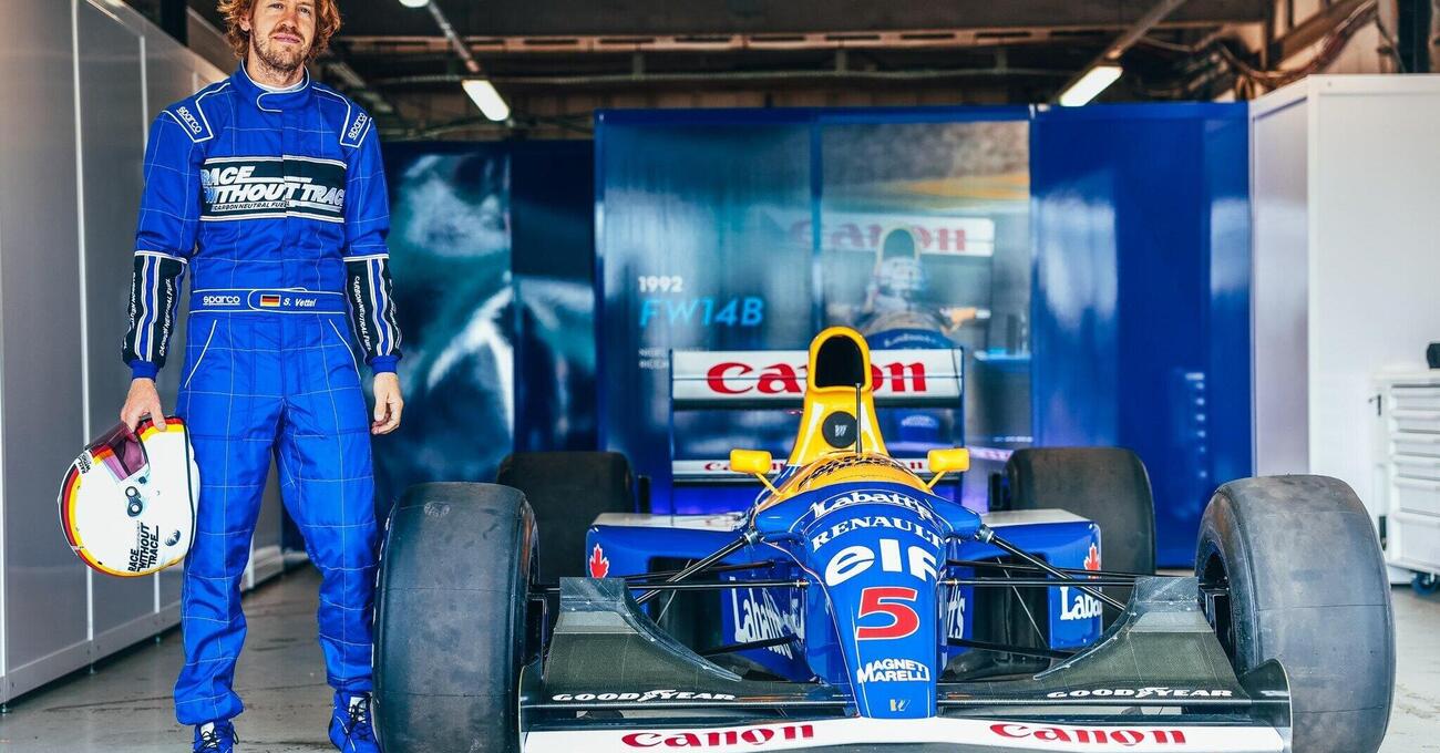 Vettel riporta in pista la Williams FW14B di Nigel Mansell