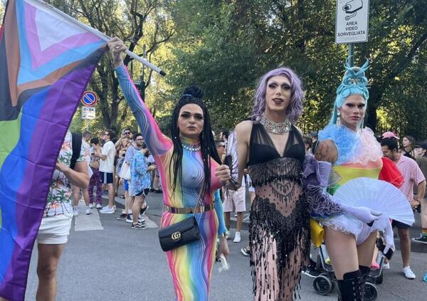 Ecco com&rsquo;&egrave; andata al Pride di Milano: tra provocazioni, schwa e taschino arcobaleno di Sala, l&rsquo;avanguardia della lotta per i diritti Lgbtqia+ [VIDEO]