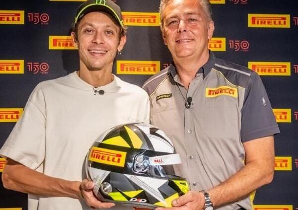 Casco speciale per Valentino Rossi a Misano