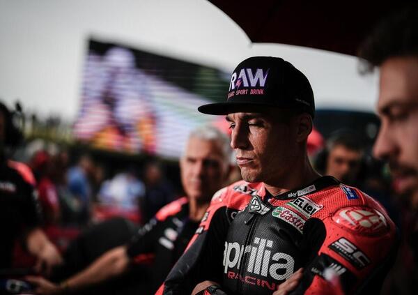 Aleix Espargarò: “Ecco quanto guadagno in Aprilia, ma non fatevi un’idea sbagliata. Iannone? Potrebbe correre ancora…”