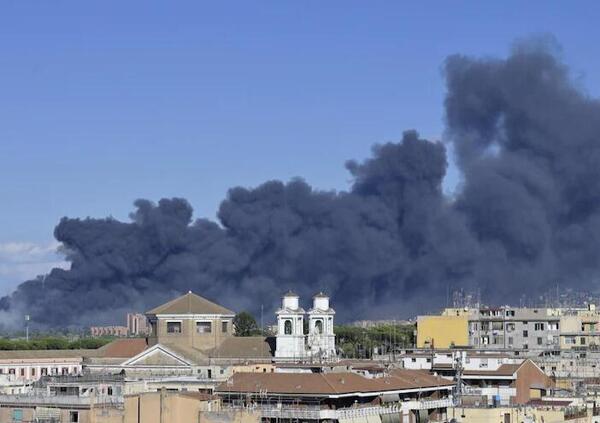 Che &egrave; successo a Roma? Incendi, esplosioni e palazzi evacuati: ve lo raccontiamo [VIDEO]