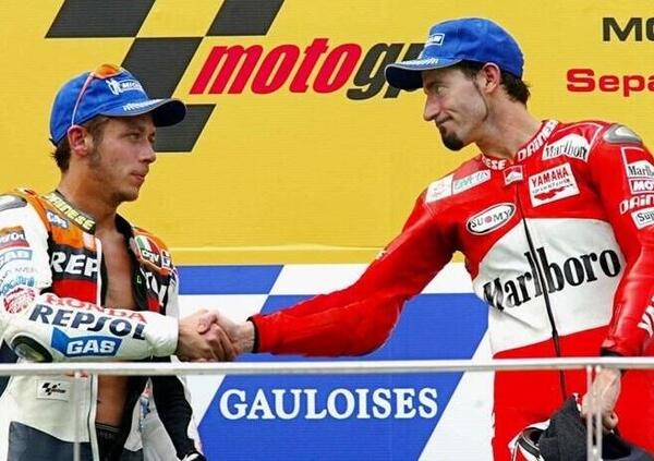 Max Biaggi e la mezza scazzottata con Valentino Rossi: &ldquo;Adesso racconto tutto&rdquo;