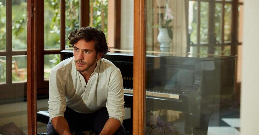 Jack Savoretti: &quot;I reality erano un problema, ma i Maneskin hanno riportato la musica per strada&rdquo;. E sulla scena italiana...