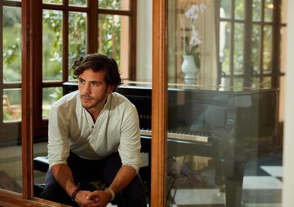 Jack Savoretti: &quot;I reality erano un problema, ma i Maneskin hanno riportato la musica per strada&rdquo;. E sulla scena italiana...