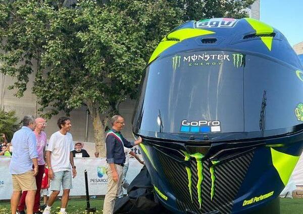 Valentino Rossi: il sogno era &ldquo;avere un ca&hellip;sco cos&igrave;!&rdquo;, ma l&rsquo;incubo &egrave; la MotoGP