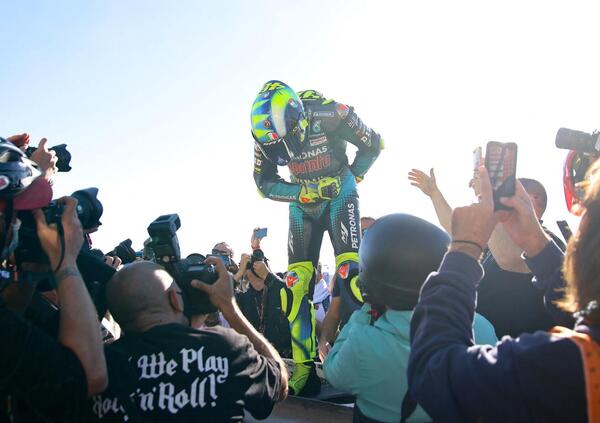 Dalla grande paura per Valentino Rossi a quella per Marc Marquez: il grande capo del circuito di Valencia racconta...