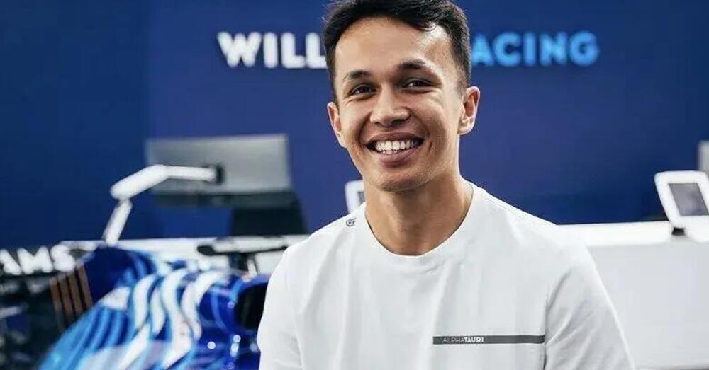 Albon annuncia il rinnovo con la Williams prendendo in giro Piastri e l&rsquo;Alpine