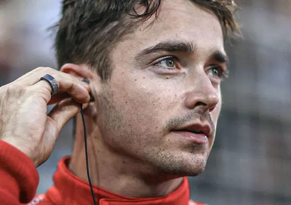 [VIDEO] Leclerc sbarca su TikTok e fa impazzire le fan con il "famoso" occhiolino