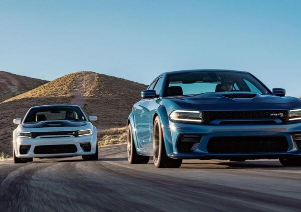 Fine di un&rsquo;era: Stellantis dice basta alle muscle car Dodge Charger e Challenger 