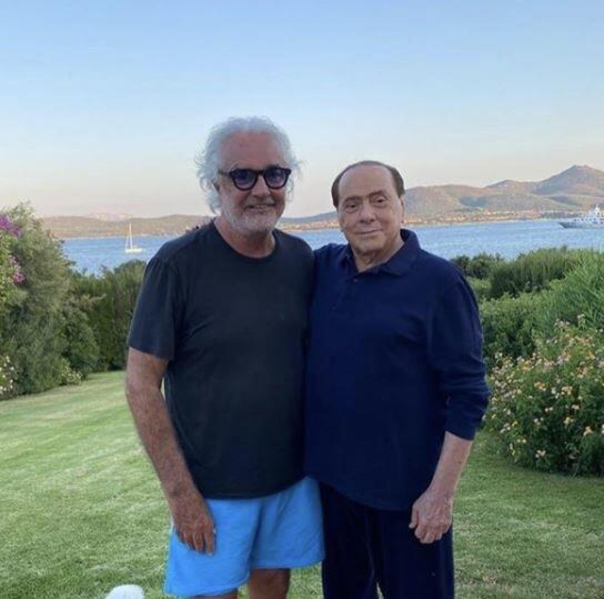 20220818 070934906 4324Flavio Briatore e Silvio Berlusconi