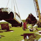 Oasis, 25 anni di Be Here Now: storia e foto della Rolls Royce in piscina della copertina  7
