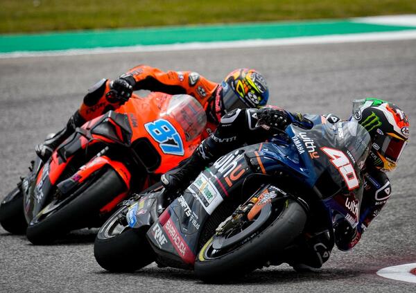 Darryn Binder e Remy Gardner senza sella per il 2023, Raul Fernandez in  bilico.  Cosa succede ai rookies della MotoGP?