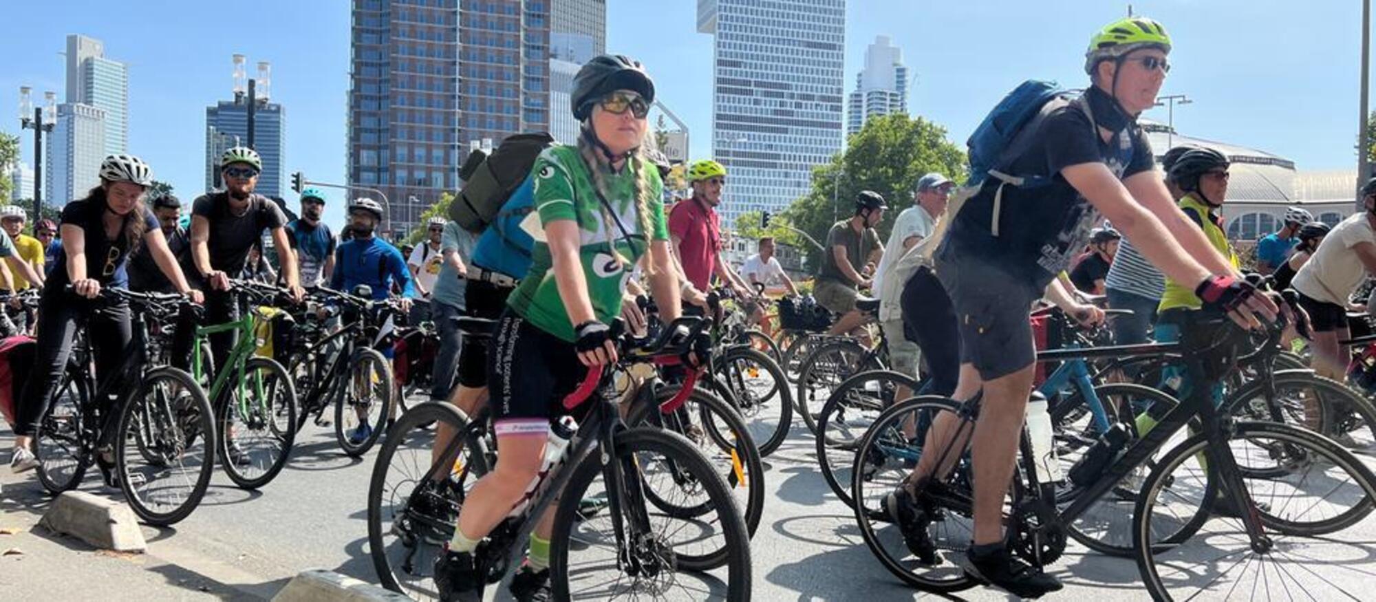 20220830 142129226 9160La protesta dei ciclisti