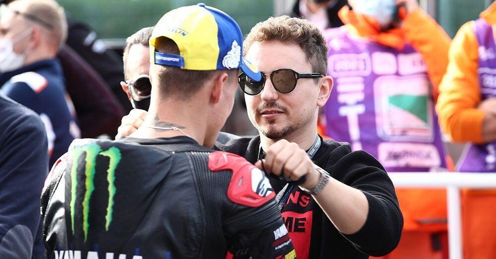 Fabio Quartararo &egrave; frustrato e Jorge Lorenzo ci mette il carico: &ldquo;Fortuna gli errori!&rdquo;