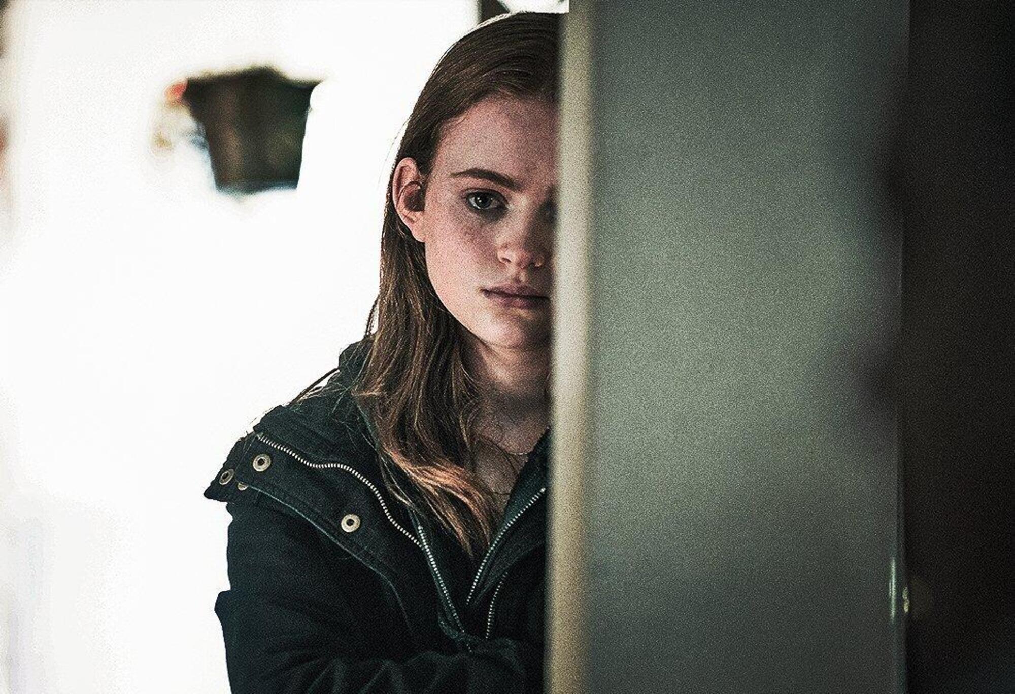 20220906 135400382 6124La star di Stranger Things Sadie Sink, nel film interpreta la figlia Ellie