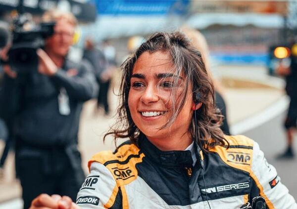 Conversazione con Jamie Chadwick: &quot;Le donne in Formula 1? Ci vediamo l&igrave; tra 3 anni&quot;