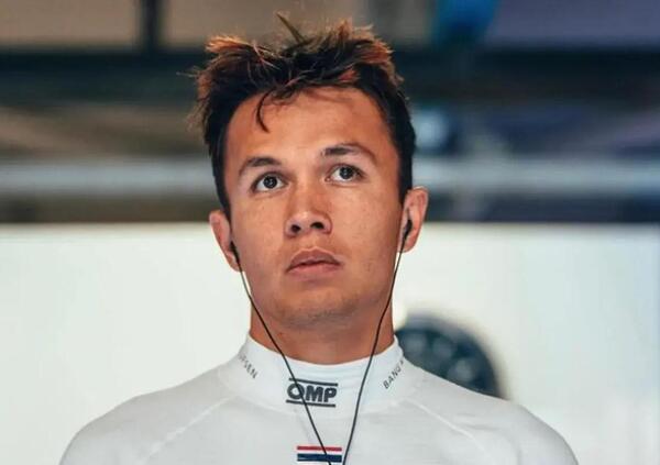 Paura per Albon: intubato e portato in terapia intensiva dopo l&rsquo;operazione. Ecco cos&rsquo;&egrave; successo al pilota Williams