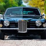 La Stutz Blackhawk di Elvis Presley all'asta. L'auto del Re del Rock farà scintille? 8