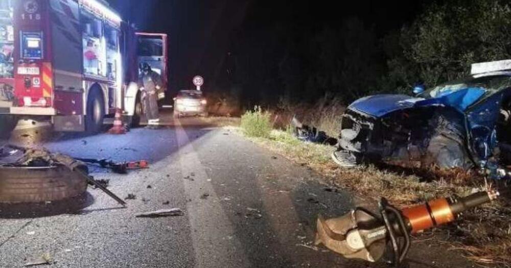 Ubriaco imbocca la superstrada contromano: nell&rsquo;impatto con un&rsquo;altra auto muore un 28enne 