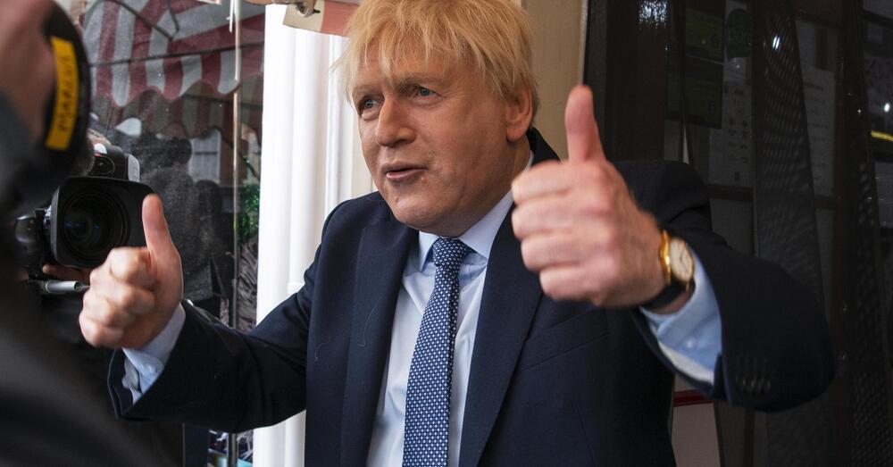 This England, la serie su Boris Johnson: se la politica &egrave; un circo di buffoni anche oltremanica