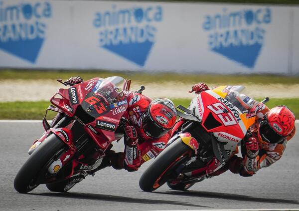 Pecco Bagnaia, prima fila con Marc Marquez nello zaino: &ldquo;Voglio avere pista libera, Phillip Island fa paura&rdquo;