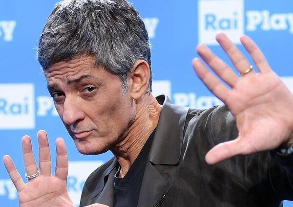 Fiorello al posto del Tg1 Mattina crea confusione? Ma l&#039;avete mai vista la satira che c&#039;&egrave; sempre nel Tg1 di Leonardo Metalli? E non a caso proprio Metalli...