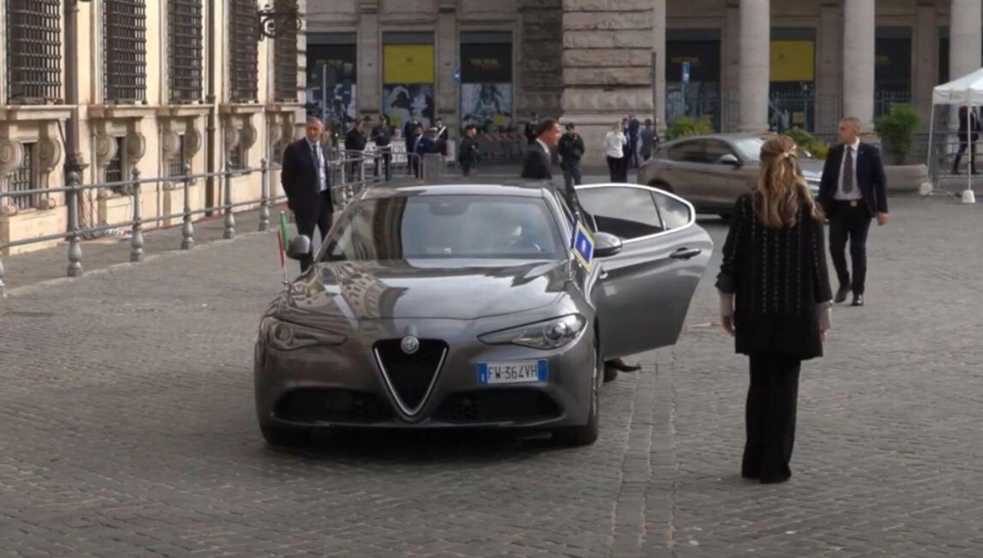 L'Alfa Romeo Giulia su cui è arrivata la nuova premier