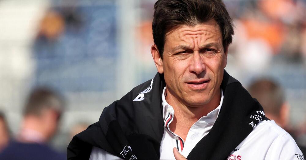 Figli bullizzati, budget cap e fischi. Toto Wolff senza piet&agrave;: &ldquo;Mi &egrave; scesa una lacrima&rdquo; 