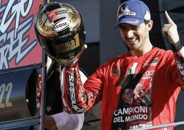 Valentino Rossi, Pecco Bagnaia e quelle sentenze che non valgono un casco