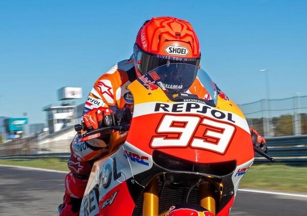 Honda porta Marc Marquez a Jarama per testare una moto pi&ugrave; lenta: ma devo fare tutto io in questa Casa?