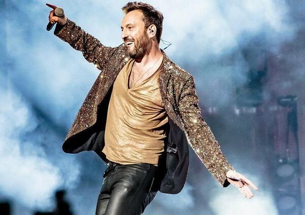 Cesare Cremonini &egrave; il nostro Chris Martin. Di pi&ugrave;, il predestinato a risollevare il settore musicale