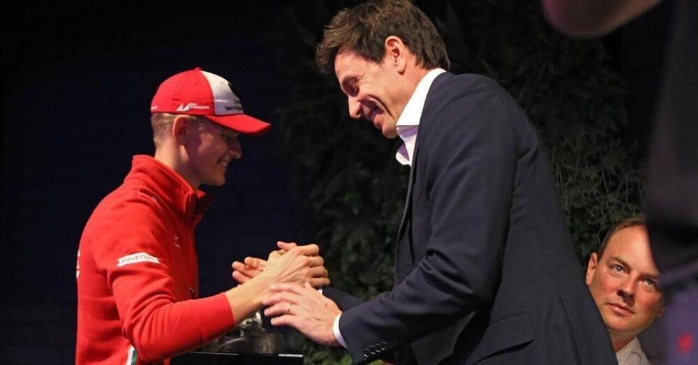 Toto Wolff difende Schumacher e attacca Steiner: &ldquo;Viene dalle montagne, l&igrave; l&rsquo;aria &egrave; rarefatta e non si pensa bene&rdquo;