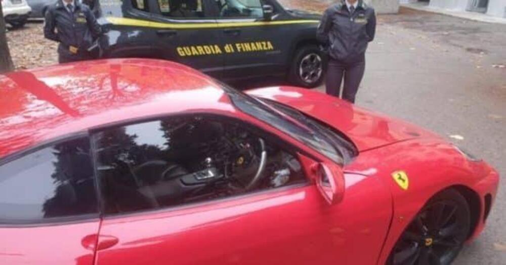 Trasforma la Toyota in Ferrari, ma non si pu&ograve;: perch&eacute; &egrave; stato denunciato un 26enne