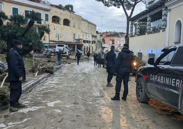 Sciacalli in azione a Casamicciola: 53enne accusato di ricettazione per il furto di un&#039;auto